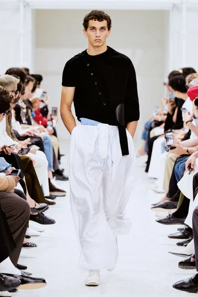 Look 55
